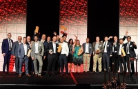 Versent team receiving CRN Editors Choice award